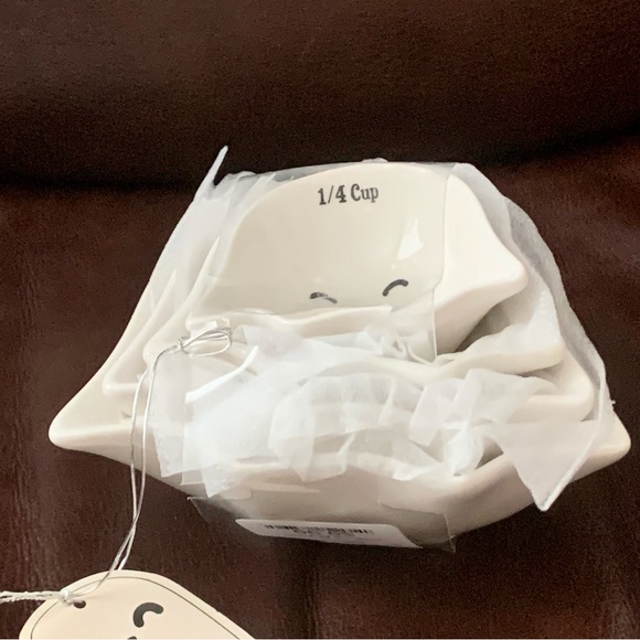 Halloween Ghost Measuring Cup Set - 10 Strawberry Street Whimsical Cupboard - Picture 6 of 12